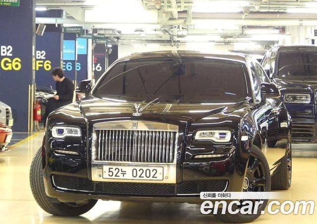 Rolls-Royce 고스트 6.6 EWB V12, 2016 1