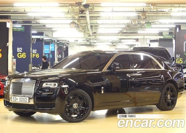 Rolls-Royce 고스트 6.6 EWB V12, 2016 2