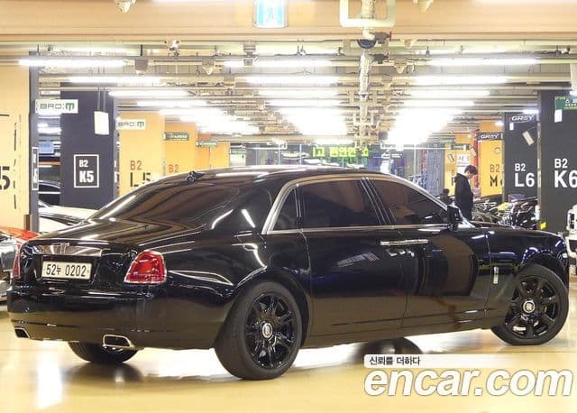 Rolls-Royce 고스트 6.6 EWB V12, 2016 3