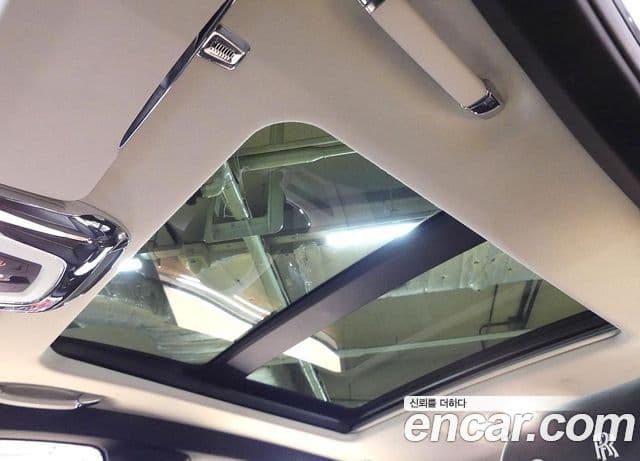 Rolls-Royce 고스트 6.6 EWB V12, 2016 20