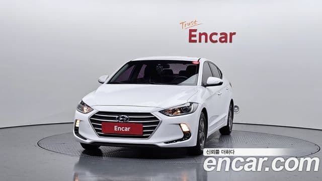 Hyundai Avante AD 1.6 GDI Smart, 2016 3