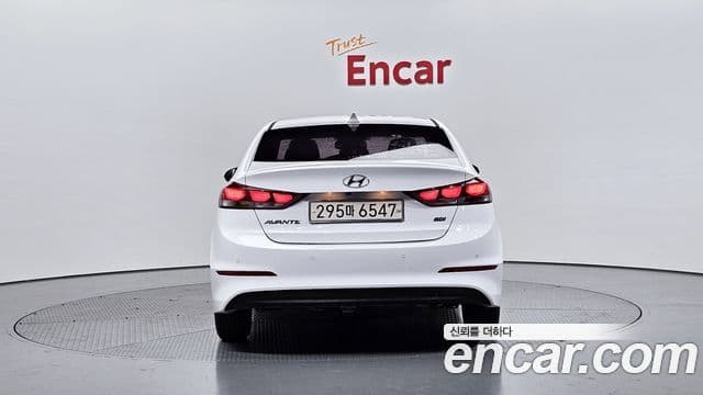 Hyundai Avante AD 1.6 GDI Smart, 2016 4