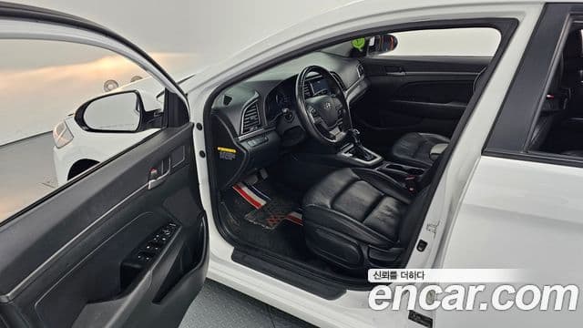 Hyundai Avante AD 1.6 GDI Smart, 2016 11