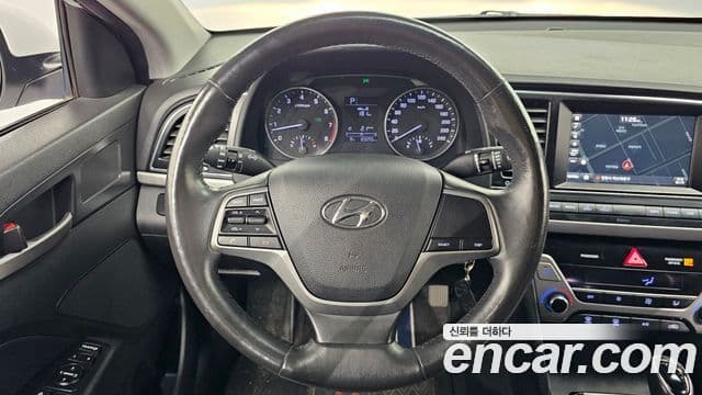 Hyundai Avante AD 1.6 GDI Smart, 2016 13