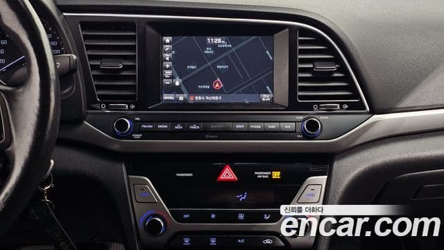 Hyundai Avante AD 1.6 GDI Smart, 2016 14