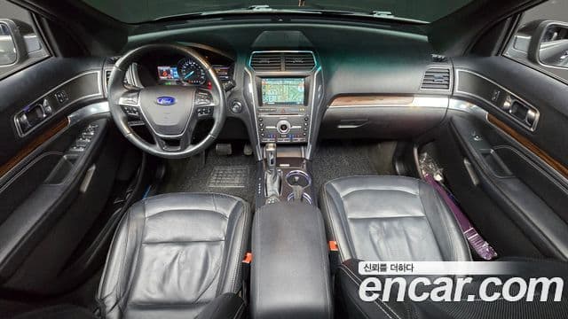 Ford Explorer 5세대, 2016 7