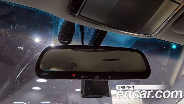 Hyundai Grandeur HG Premium, 2015 16