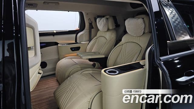 Kia Carnival 4세대 бензин 9인승 High Limousine(компания по спецнадстройкам), 2023 12