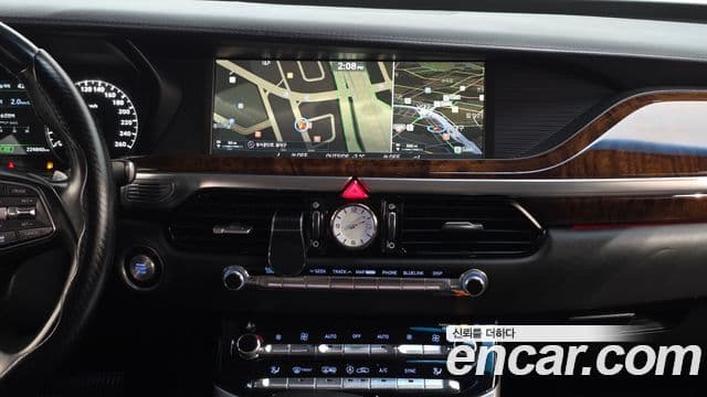 Genesis EQ900 Prestige, 2016 14