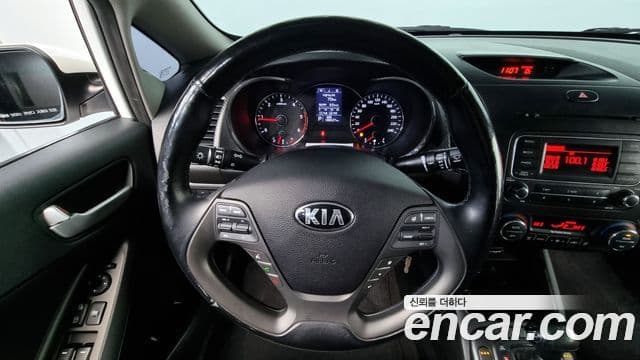 Kia K3 Luxury, 2015 13