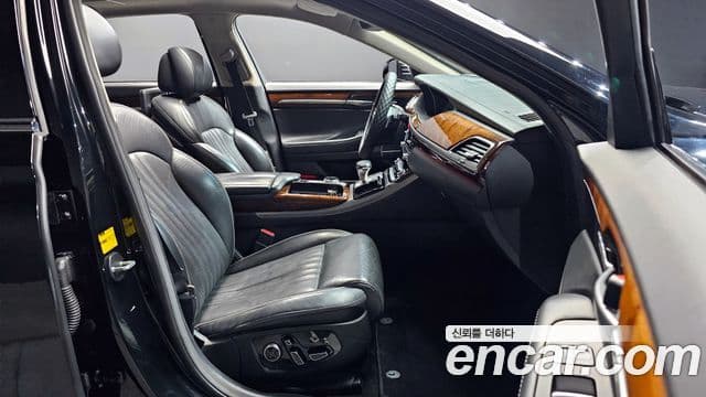 Genesis EQ900 Prestige, 2016 10