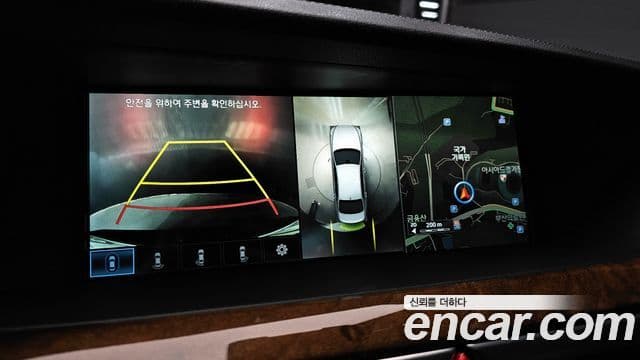 Genesis EQ900 Prestige, 2016 15