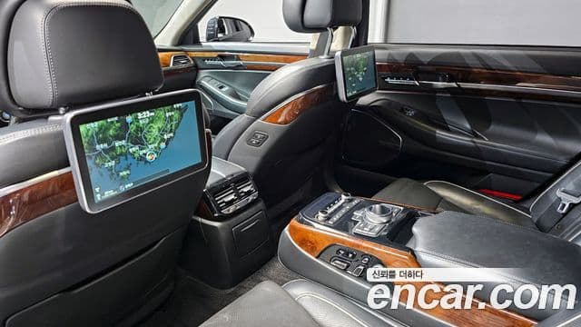 Genesis EQ900 Prestige, 2016 17