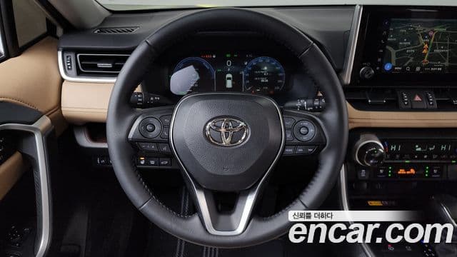 Toyota RAV4 5세대 2.5 4WD гибрид LTD, 2025 13