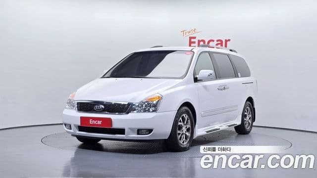 Kia Carnival R топовая версия, 2014 1