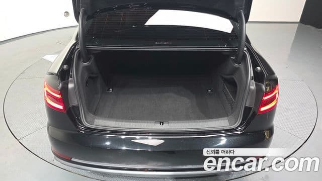 Audi A4 (B9) Premium, 2019 20