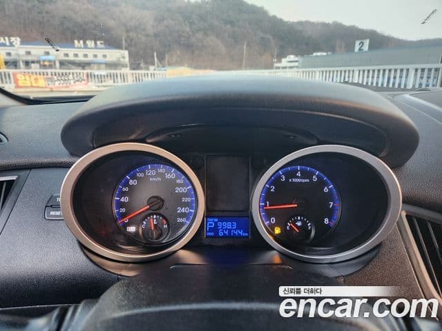 Hyundai Genesis купе 200 турбо R, 2010 10