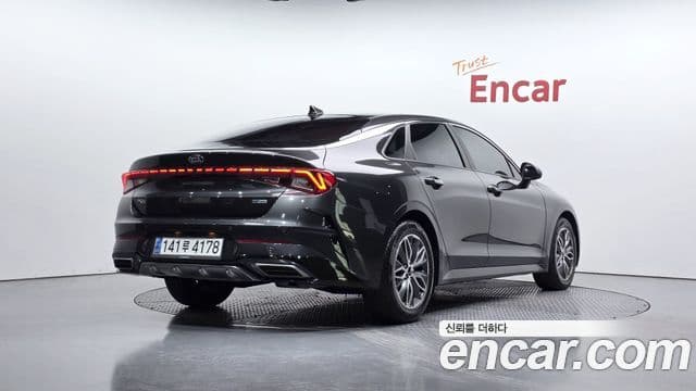 Kia K5 гибрид 3세대 Signature, 2020 2