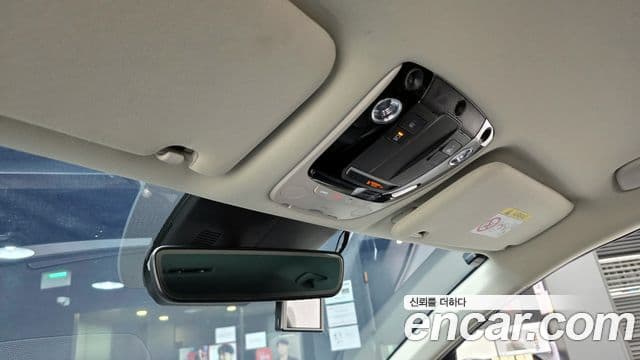 Kia K5 гибрид 3세대 Signature, 2020 19