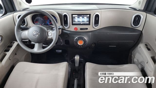 Nissan 큐브 Z12, 2011 7