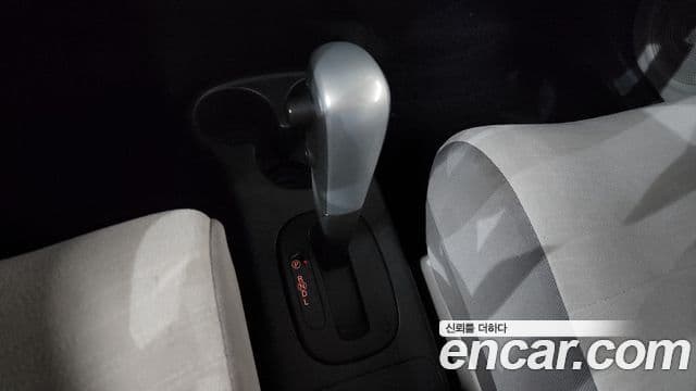 Nissan 큐브 Z12, 2011 9