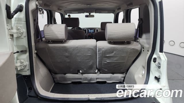 Nissan 큐브 Z12, 2011 20