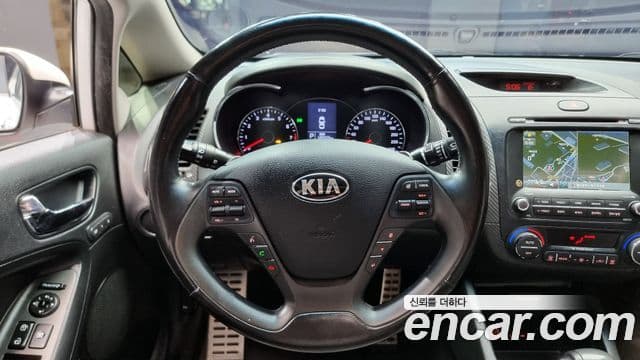 Kia K3 Noblesse, 2013 13