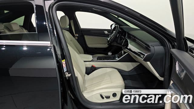 Audi A6 (C8) Premium, 2023 11