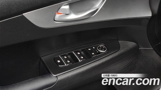 Kia The / новый New K3 2세대 Prestige, 2022 13