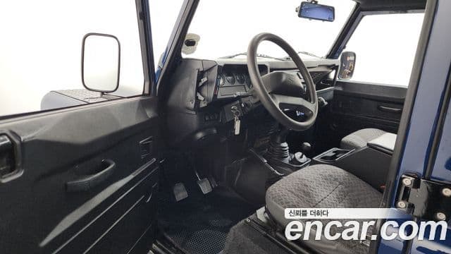 Land Rover Defender, 2000 10