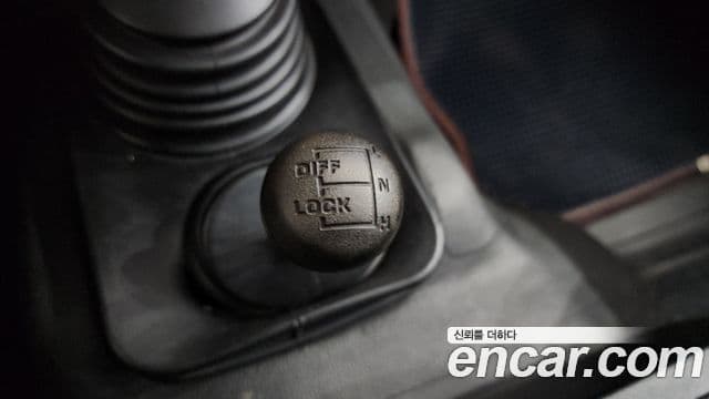 Land Rover Defender, 2000 15