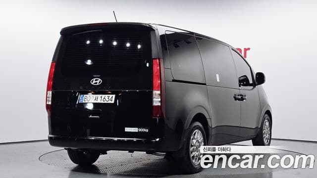 Hyundai Staria Modern, 2025 2