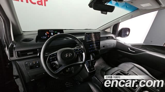 Hyundai Staria Modern, 2025 7