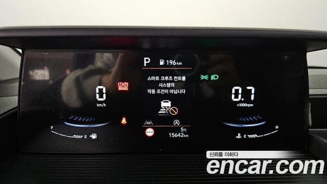 Hyundai Staria Modern, 2025 8