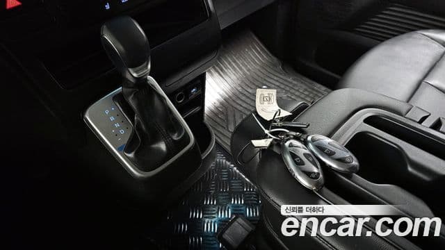 Hyundai Staria Modern, 2025 9