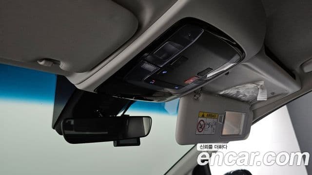 Hyundai Staria Modern, 2025 18