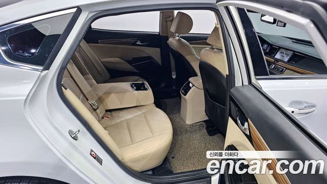 Kia All New K7 Prestige, 2017 12