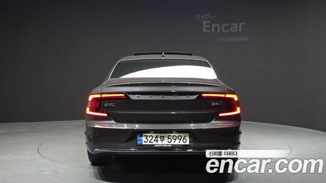 Volvo S90 B6 AWD Ultimate Bright, 2023 4