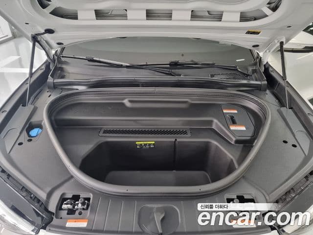 Audi Q6 e-Tron (GF) performance, 2025 6