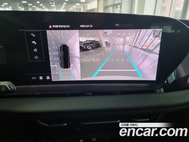 Audi Q6 e-Tron (GF) performance, 2025 18