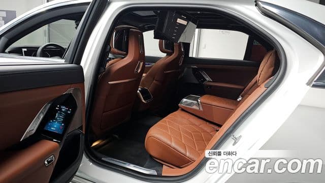 BMW 7시리즈 (G70) 740i xDrive M Sport, 2025 11