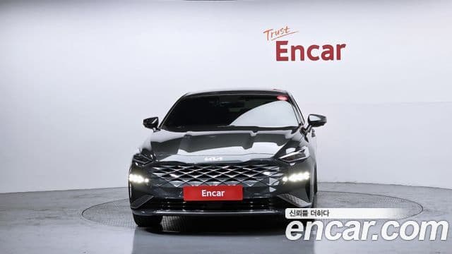 Kia K8 гибрид Signature, 2022 3