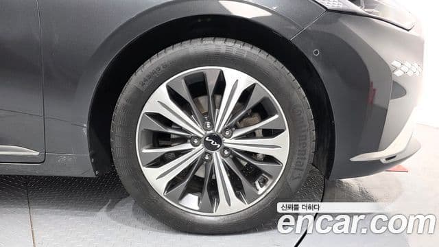 Kia K8 гибрид Signature, 2022 все фото