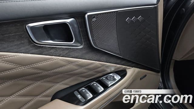 Kia K8 гибрид Signature, 2022 17