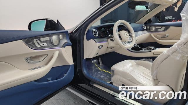 Mercedes-Benz E-класс W213 E450 4MATIC кабриолет, 2023 10