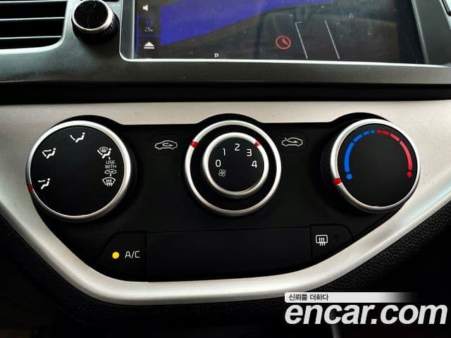 Kia The / новый New Morning Luxury, 2016 11