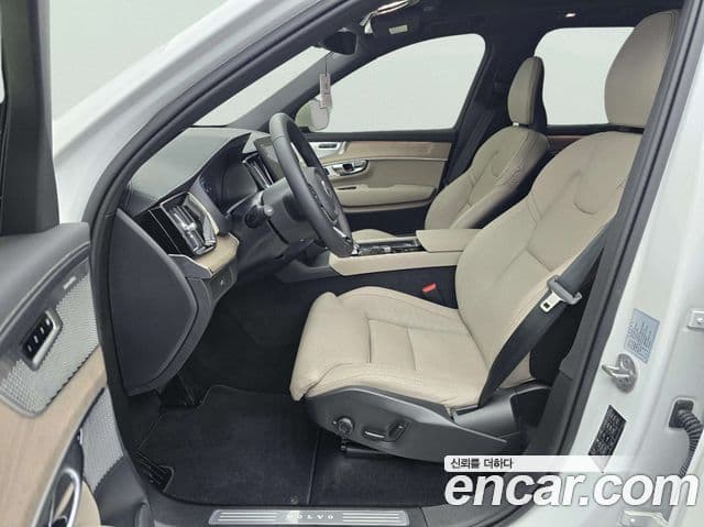 Volvo XC90 2세대 B6 Ultra Bright, 2026 9
