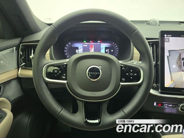 Volvo XC90 2세대 B6 Ultra Bright, 2026 13