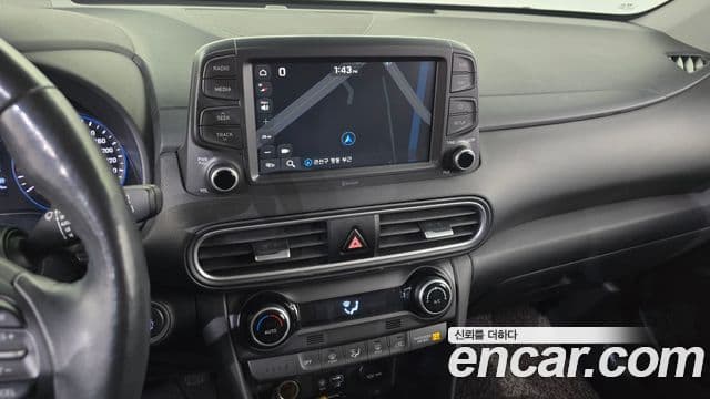 Hyundai Kona Modern Art, 2018 14