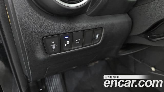 Hyundai Kona Modern Art, 2018 17